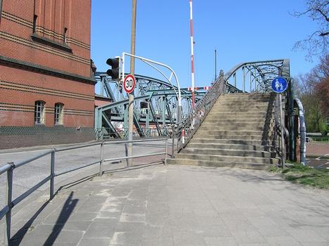 Lübeck Pedestrian Bridge