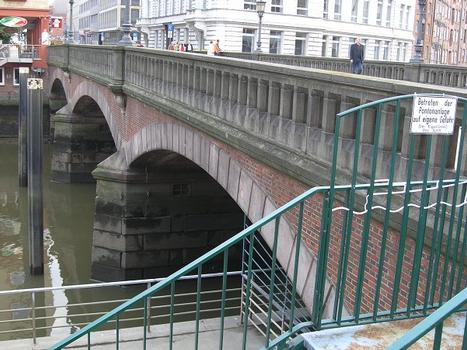 Holzbrücke, Hambourg