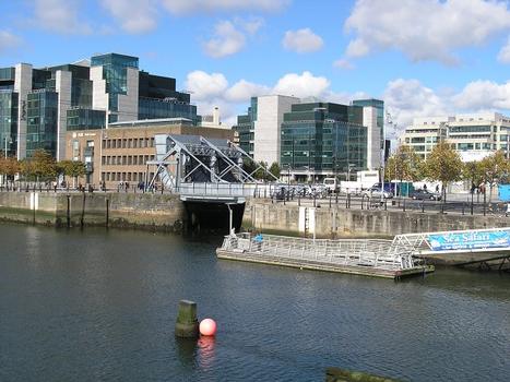 Scherzer Bridge, Dublin