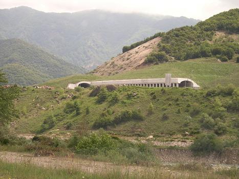 Dyo Koryfes Tunnel, Egnatia Odos, Griechenland