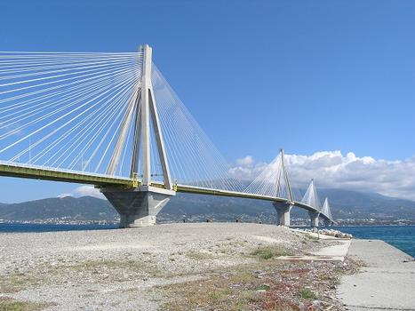 Rion-Antirion-Brücke, Griechenland