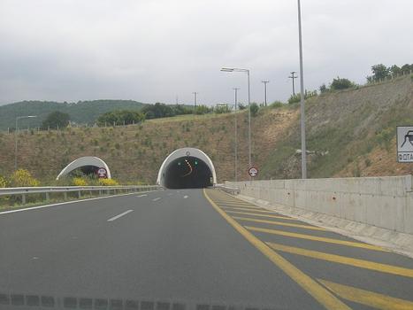 Autoroute E gnatia – Tunnel S 2.1