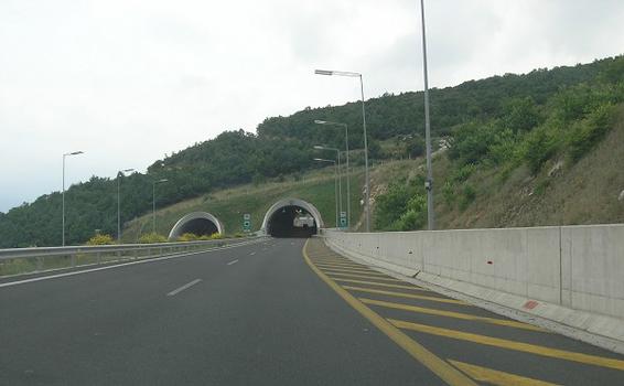 Autoroute E gnatia – Tunnel S 5