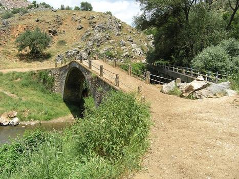 Pont de Koromilea