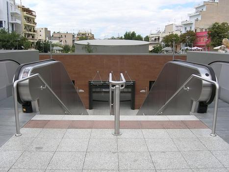 Station de métro Kerameikos à Athènes