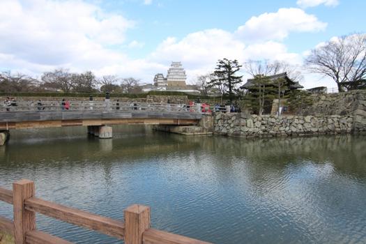 Brücke am Schloss Himeji