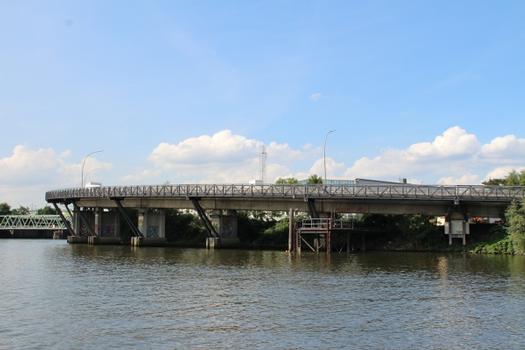 Klütjenfelder Elevated Road Bridge