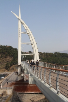 Saeyeon Bridge