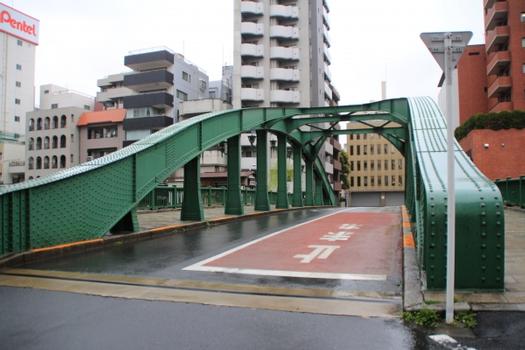 Yanagi-Brücke