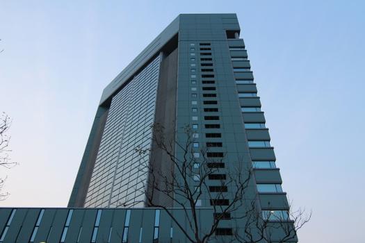 Fukuoka SRP Center Building