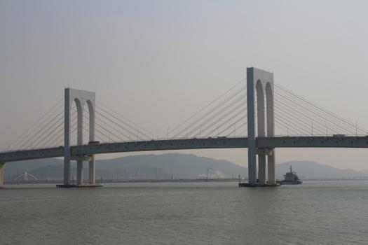 Pont Sai Van
