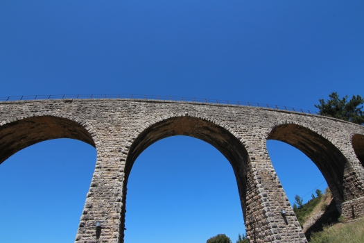 Manari Viaduct