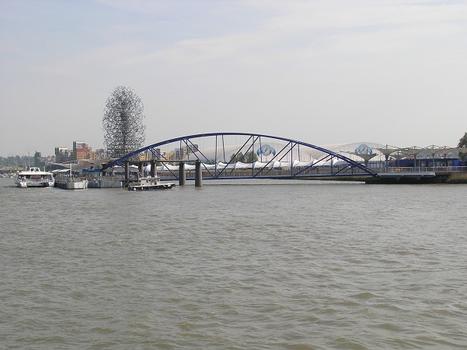 QEII Pier
