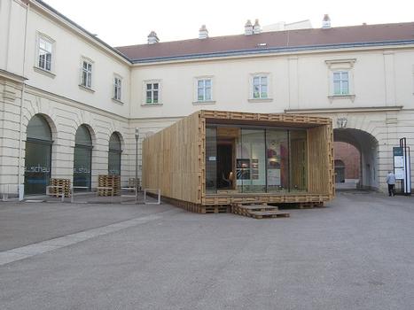Architekturzentrum im Museumsquartier, Wien (Palettenhaus: Präsentation: GAU:DI. European student competition on sustainable architecture)