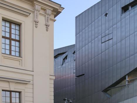 Jüdisches Museum Berlin, Altbau und Libeskind-Bau