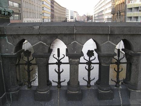 Gertraudenbrücke, Berlin