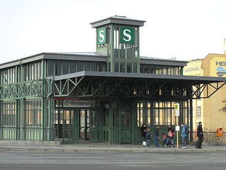 Westend S-Bahn Station, Berlin