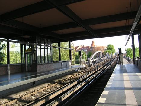 Mendelssohn-Bartholdy-Park Station