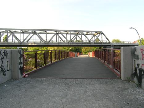 Anhaltersteg und Landwehrkanalbrücke (Hochbahnbrücke)