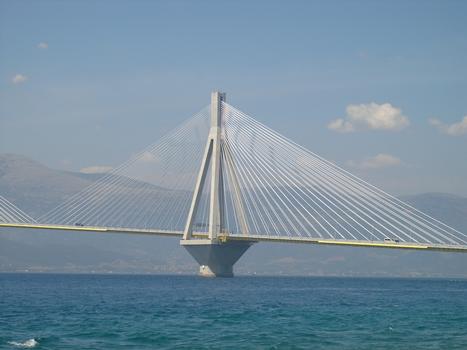 Pont Harilaos-Trikoupis [Pont de Rion-Antirion], Grèce
