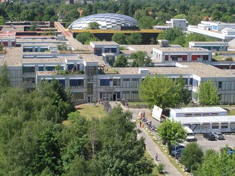 Campus der Freien Universität Berlin (Silberlaube, Rostlaube und Neubau Philologische Bibliothek)
