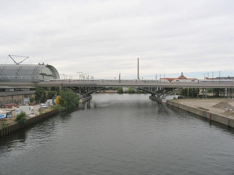 Eisenbahnbrücke über den Humboldthafen, Berlin
