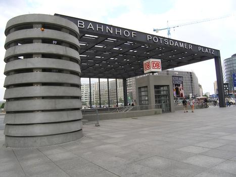 Potsdamer Platz Station, Berlin