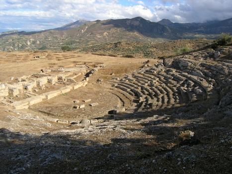 Antikes Theater von Egira