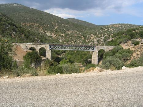 Achladocambos Viadukt, Griechenland (bei Lerna)