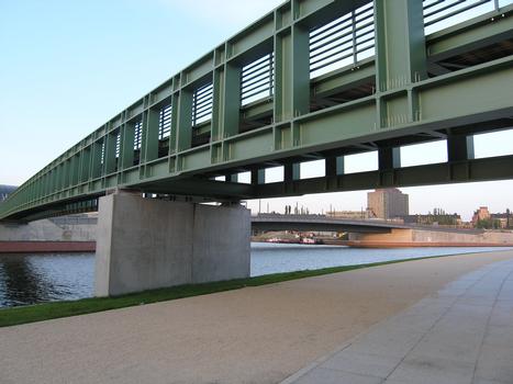 Gustav-Heinemann-Brücke, Berlin