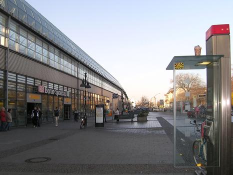Berlin-Spandau Station