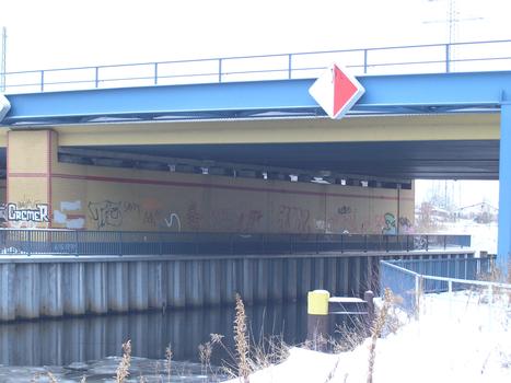 Charlottenburger Verbindungskanal - Bahnbrücke