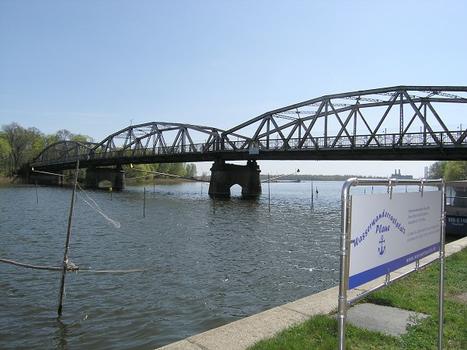 Old Plaue Bridge