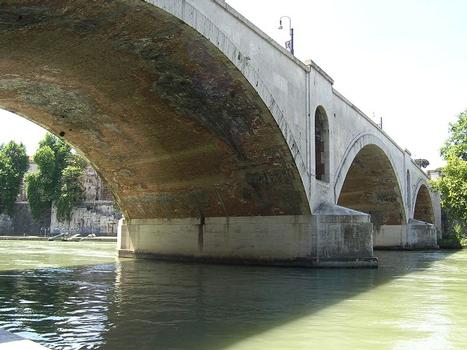 Ponte Principe Amedeo, Rom