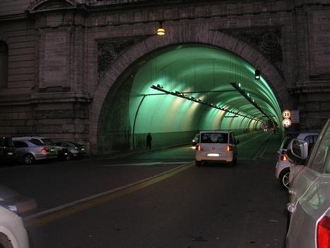 Via del Traforo Tunnel