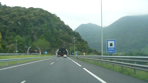 Istina Tunnel, Autopista del Cantabrico