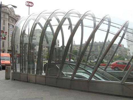 Metro Station Plaza Moyúa, Bilbao (Fosterito)