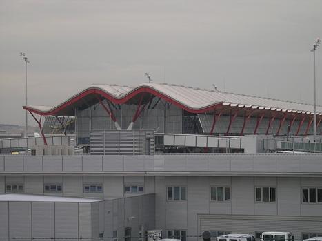 Barajas Airport, Terminal 4, Madrid