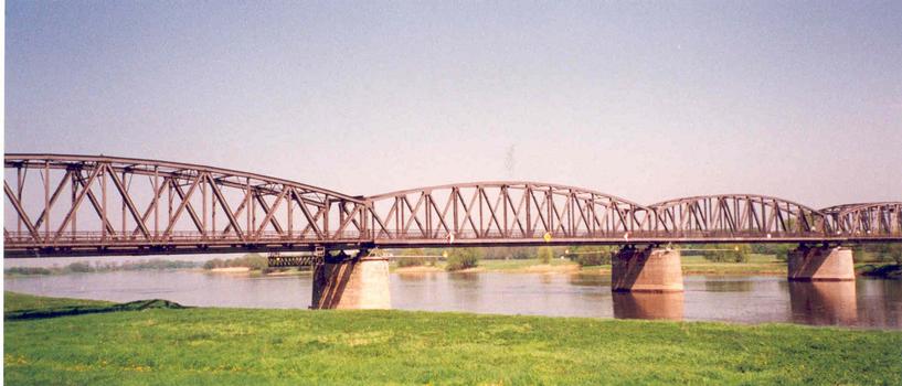 Pont sur l'Elbe à Barby