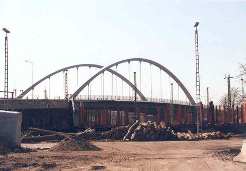 Bahnhofsbrücke Dessau