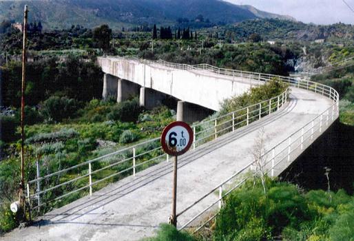 Ponte-Acquedotto Moderno
