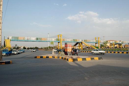 Platz der Freiheit-Fußgängerbrücke