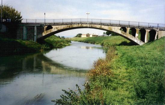 Ponte Topino