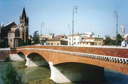 Ponte Navi