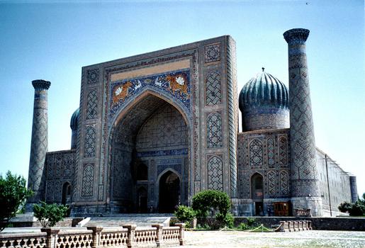 Madrassa Chir-Dor, Samarkand