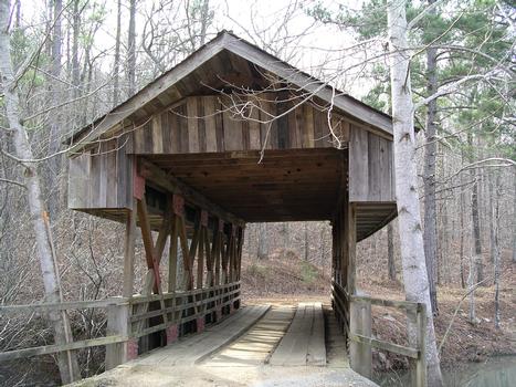 Bob Saunders Family Covered Bridge: Twin Pines Resort Lake Lauralee Sterret, Alabama USA