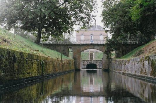 Loire Lateral Canal – Lorrains Circular Lock