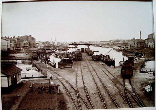 Hafen von Roanne in den 1880ern