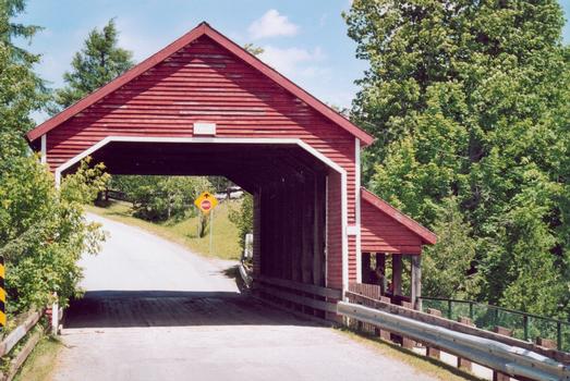 Pont du Vieux Moulin, Ulverton, Québec, Canada