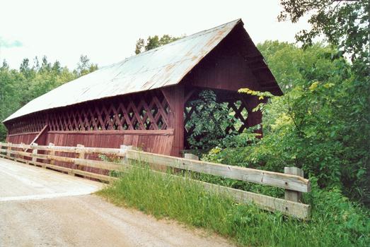 Pont de la Frontière, Potton, Québec, Canada
